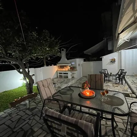 Sunny Beach House Corinth Exterior photo