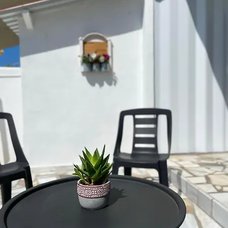 Sunny Beach House Corinth Exterior photo