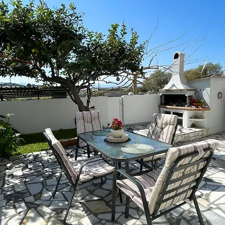 Sunny Beach House Corinth Exterior photo